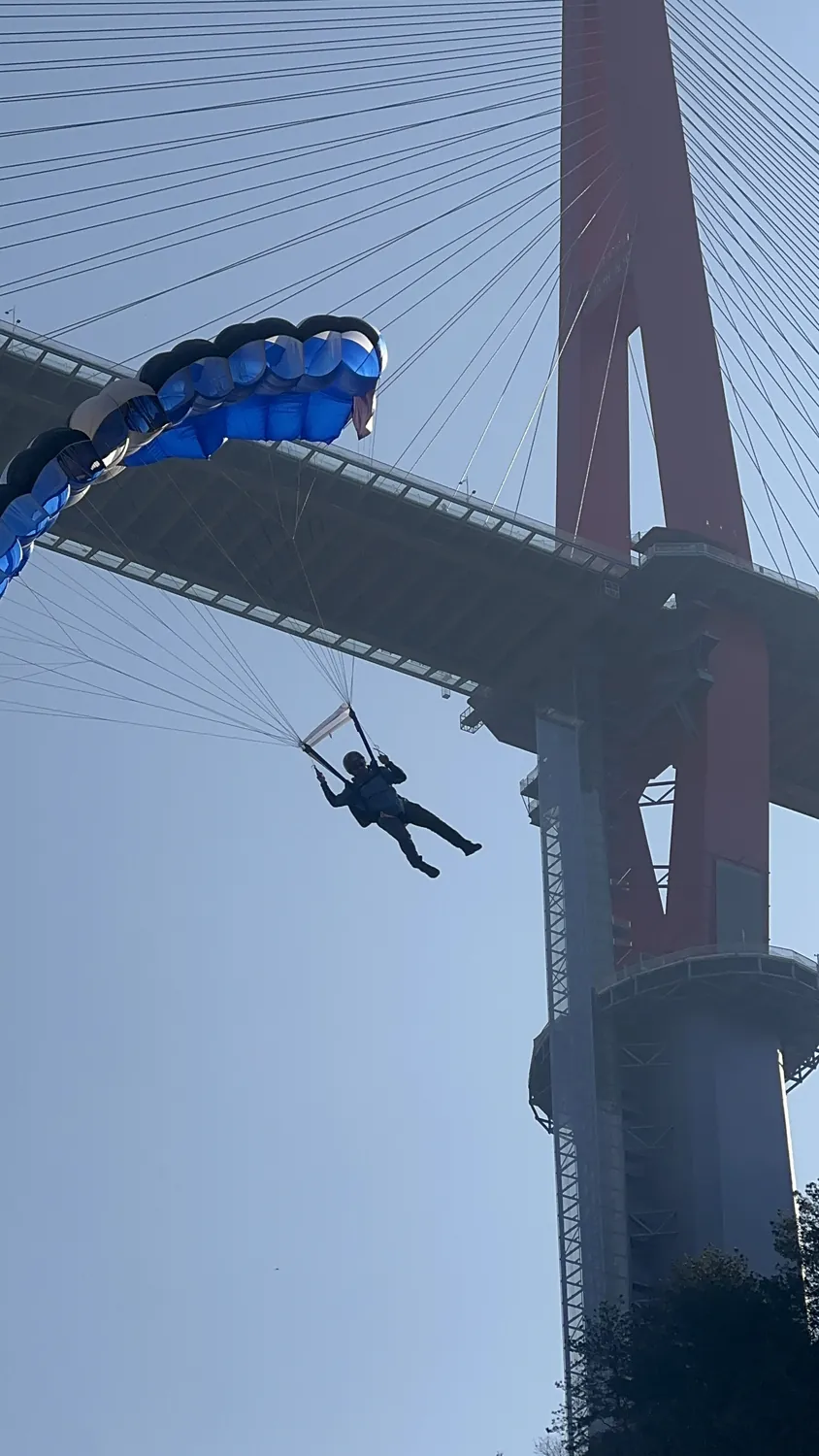 China BASE jumping course