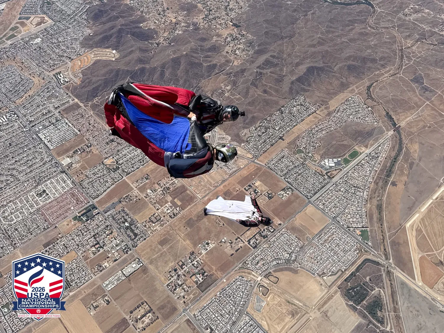 Skydiving and wingsuit training